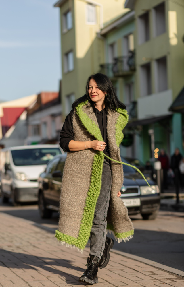 Безрукавка подовжена "Акцент"