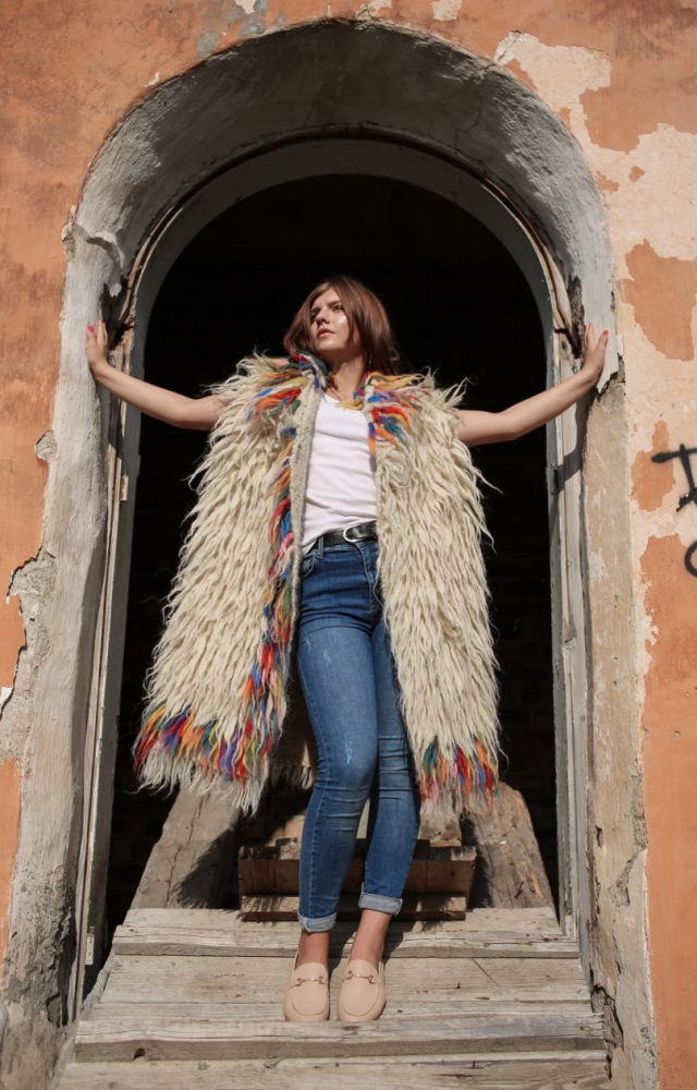 Гуня-безрукавка  "Веселка"